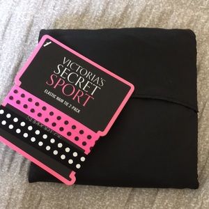 🐥 VICTORIA SECRET Foldable Tote With 2 hair ties